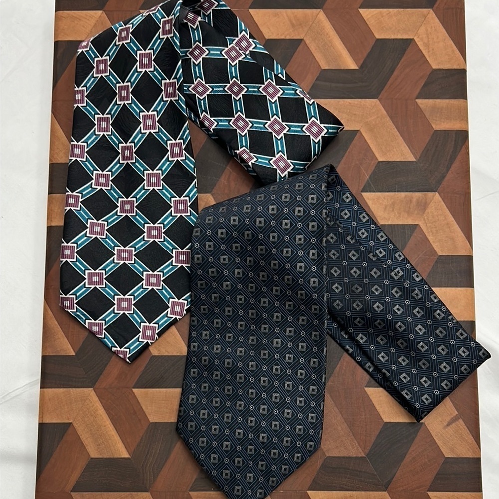 Geoffrey Beene Set of Black Silk Ties with Designs